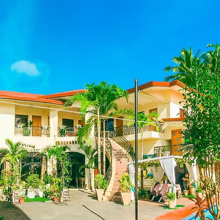 Ladolcevita Inland Resort Cabadbaran Dış mekan fotoğraf